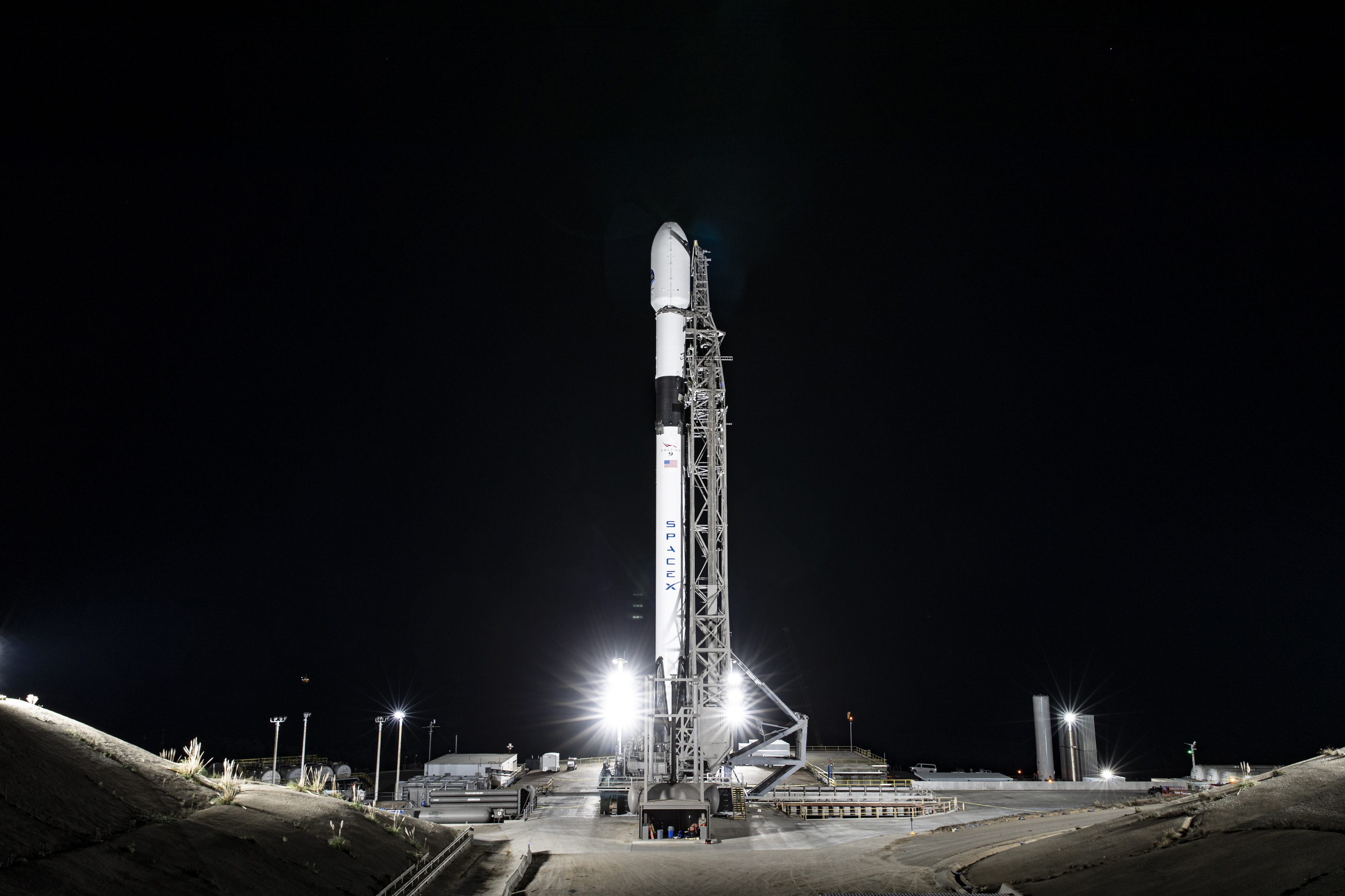 Falcon 9 upright
