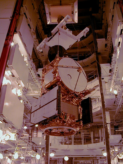 These photos were taken during the Dual Payload Attach Fitting (DPAF) mating operation with Jason-1. (11/13/01) Photos: Scott Michel