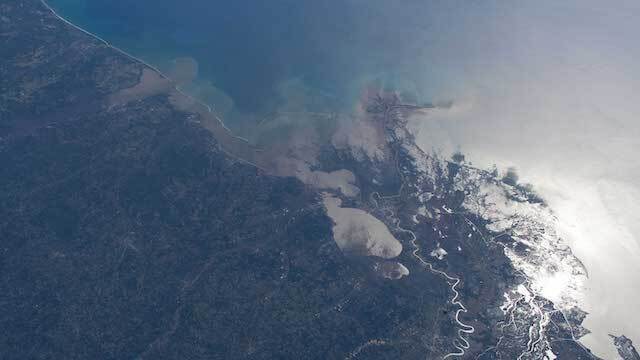 
Satellite data from 30 years of observations is helping researchers tease apart natural and human-caused drivers of sea level rise. The information will help planners in regions like New Orleans, Louisiana, along the U.S. Gulf Coast to prepare for the future.


 Credit: NASA
