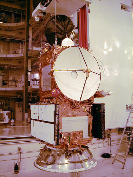 These photos were taken during the Payload Attach Fitting (PAF) mating operation with Jason-1. (11/14/01) Photos: Scott Michel